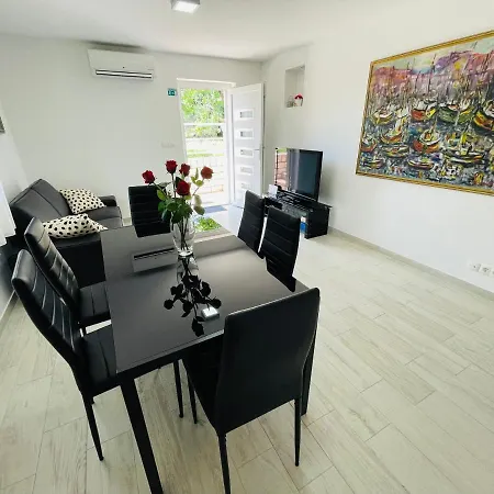 公寓 Paulina 特罗吉尔